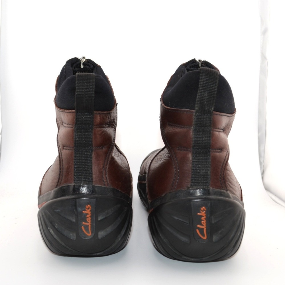 Clarks Muckers Ankle Boots Womens 10 Brown Leather Waterproof Front Zip Outdoor - Picture 6 of 10